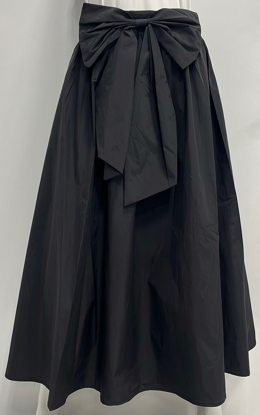 PEODE DESIGN TAFETTA SKIRT W BOW-MIDI BLACK