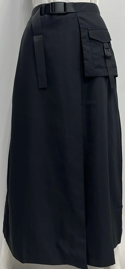 BEIGE  BUCKLE WRAP SKIRT-MIDI BLACK