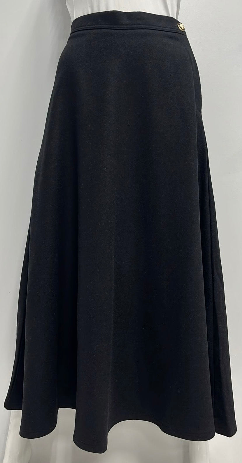 VIVA K FLAIRY WOOL SKIRT W SIDE BUTTON & ZIPPER-MIDI BLACK