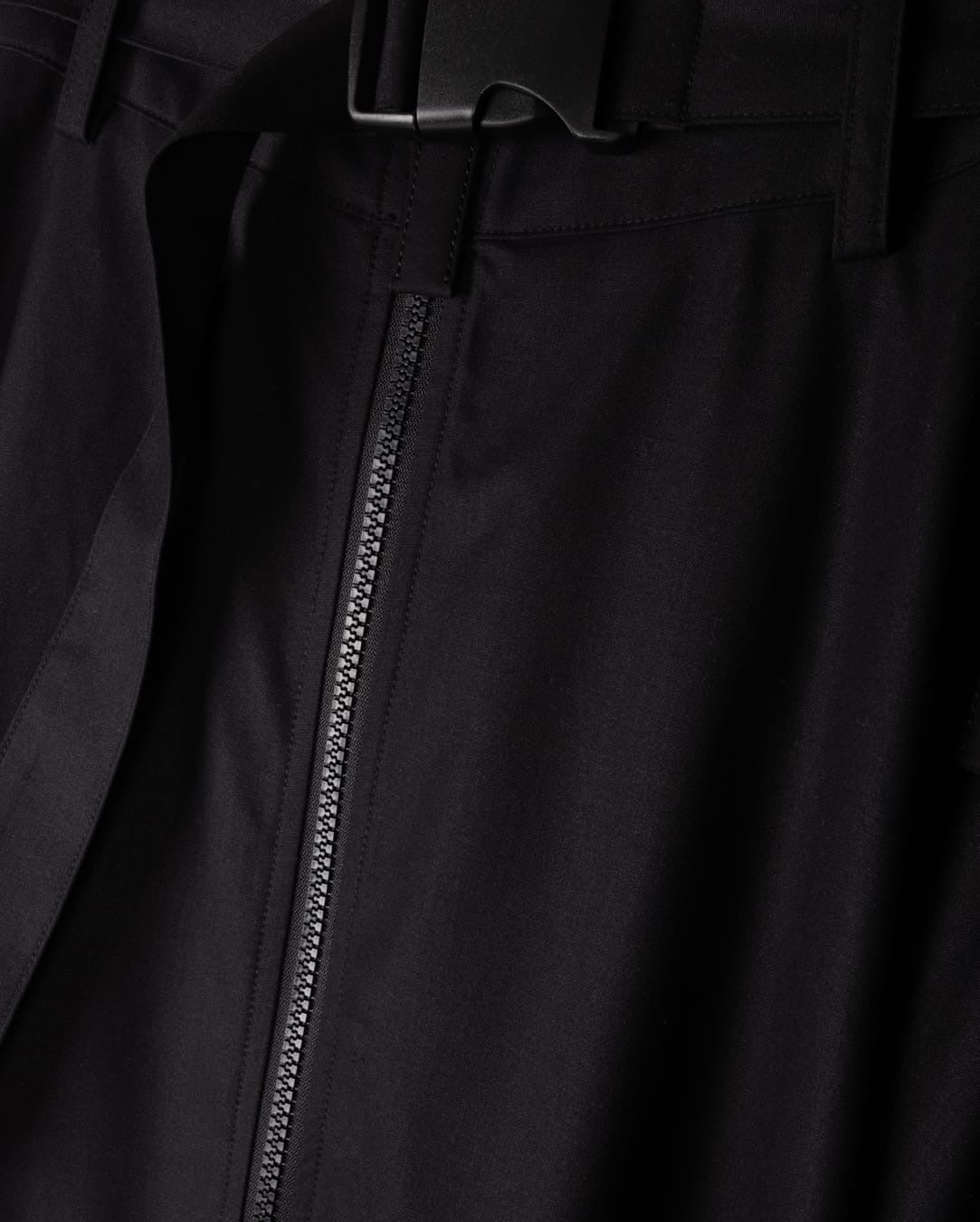 SLATE A-LINE WOOLY SKIRT W FRONT BUCKLE & ZIPPER-MIDI BLACK