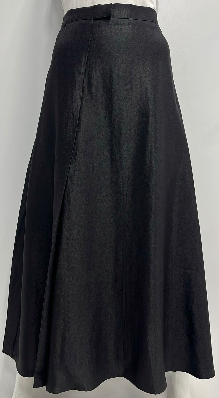 EDIT FRONT TAB DRESSY SKIRT-MIDI BLACK