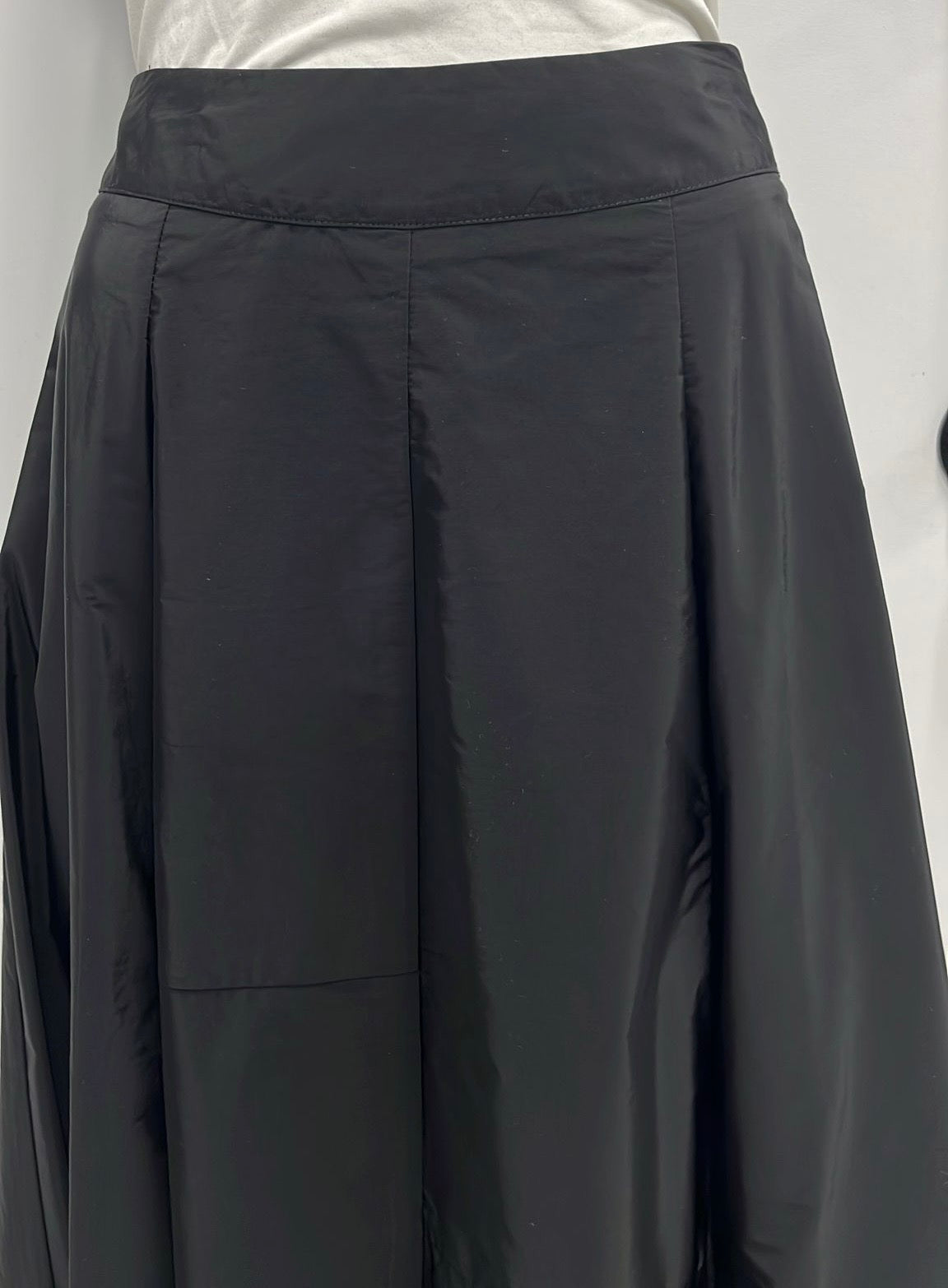 WEEKEND TAFETTA PANELED SKIRT W BOW-MIDI BLACK