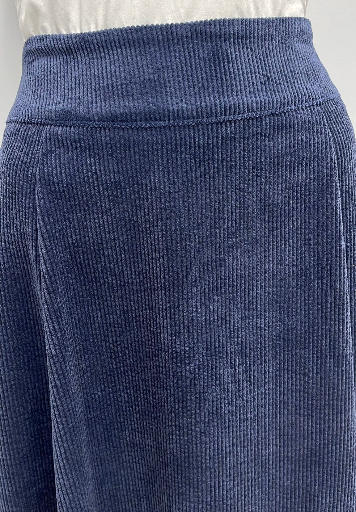 CLASS COLLECTION CORDUROY A-LINE SKIRT W SEAMS-MIDI NAVY