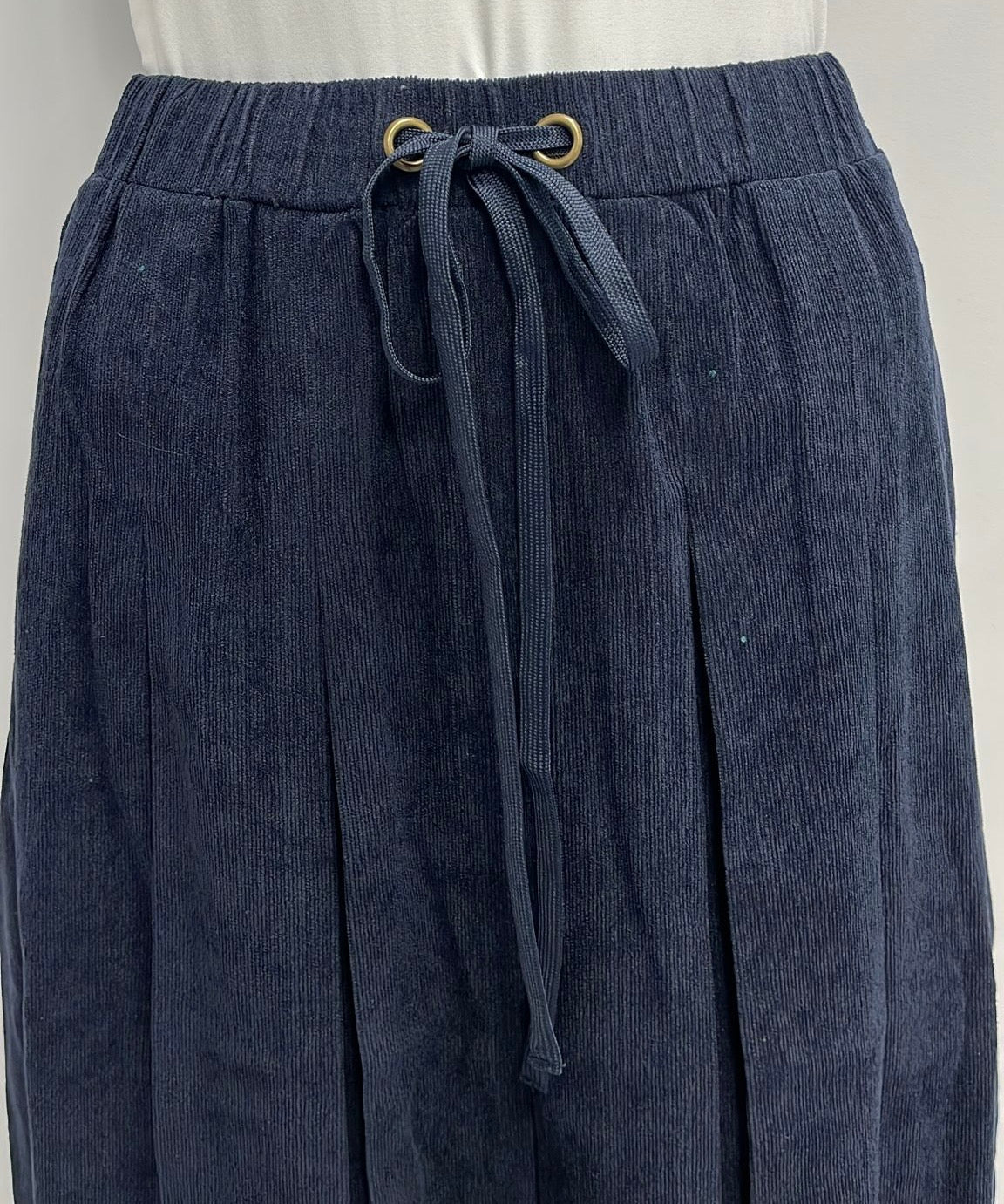 SCIACCA CORDUROY BOX PLEATED SKIRT-MIDI NAVY