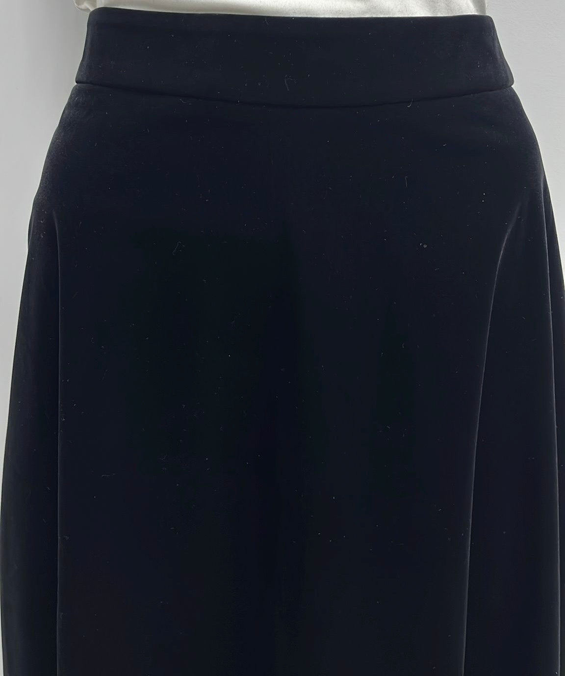 EDIT A-LINE VELVET SKIRT-MIDI BLACK