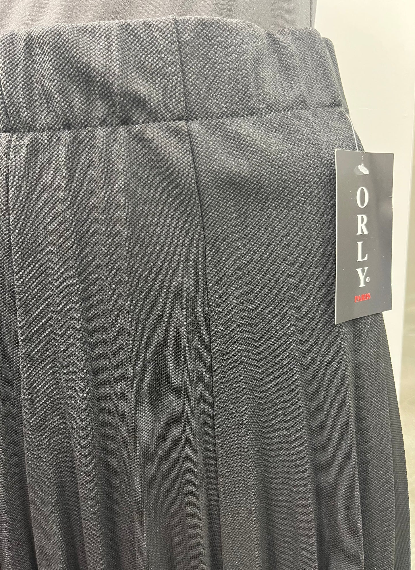 ORLY MESSY PLEATS PIQUET SKIRT- 29" BLACK