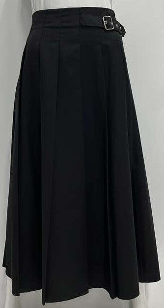 PEODE DESIGN PLEATED SKIRT W SIDE BUCKLE-MIDI BLACK