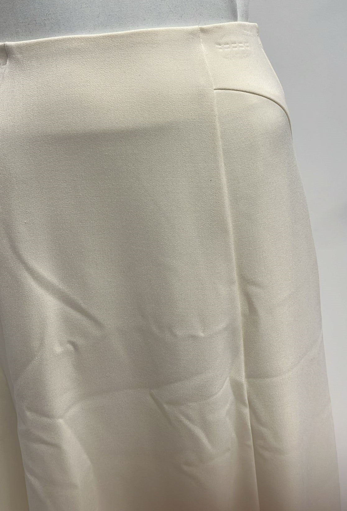 NOX NY PANELED SKIRT W WAIST DETAIL-MIDI WINTER WHITE