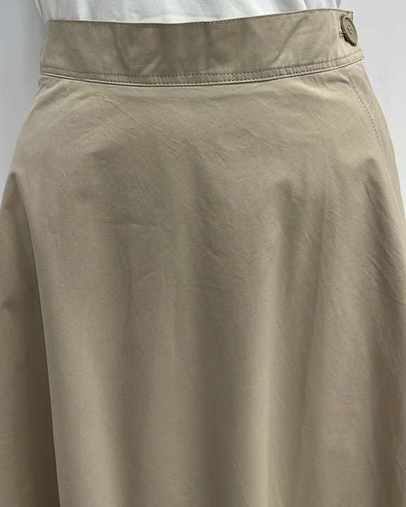 MYSTTE FLAIRY SKIRT W SIDE BUTTON & ZIPPER-MAXI BEIGE