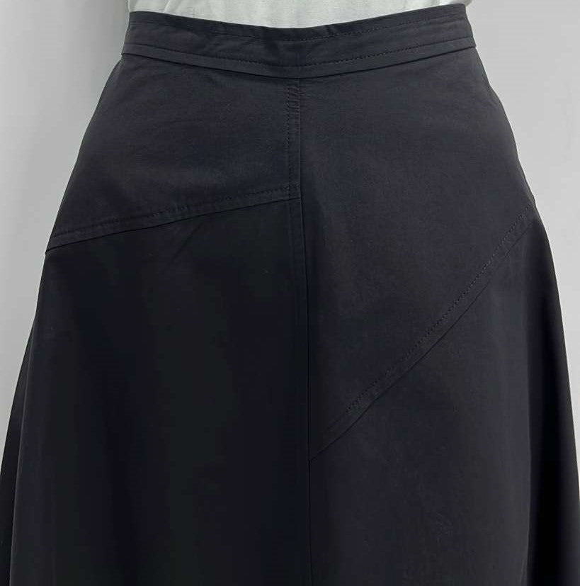 MYSTTE A-LINE SKIRT W DETAILED SEAMS-MAXI BLACK