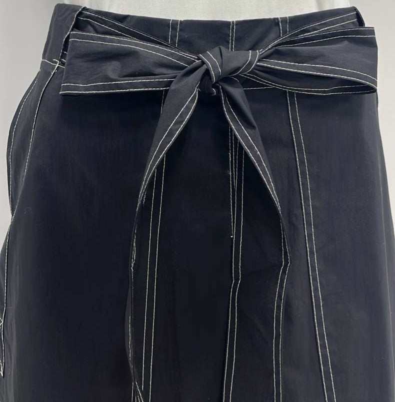 THE NORWAY CLUB COTTON STITCHED POCKETS SKIRT W BELT-MIDI BLACK