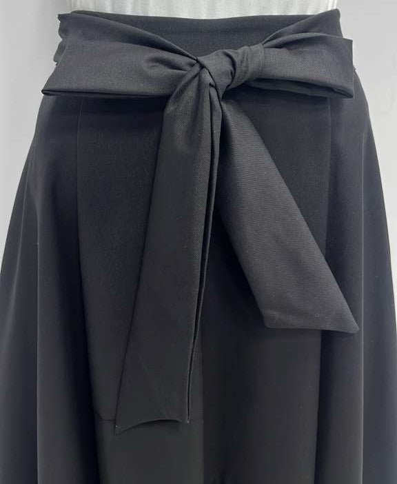 WEEKEND TRUMPET PANELED SUITING SKIRT W BOW-MIDI BLACK