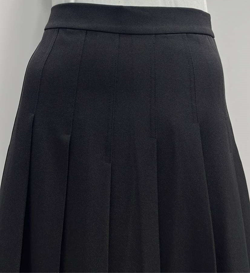WEAR AND FLAIR PLEATED SKIRT W STICH DOWN DETAIL-EXTRA LONG BLACK