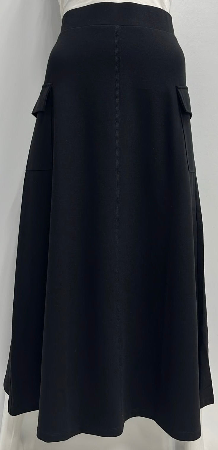 MYSTERY PONTE SKIRT W CENTER SEAM & SIDE POCKET-MIDI BLACK