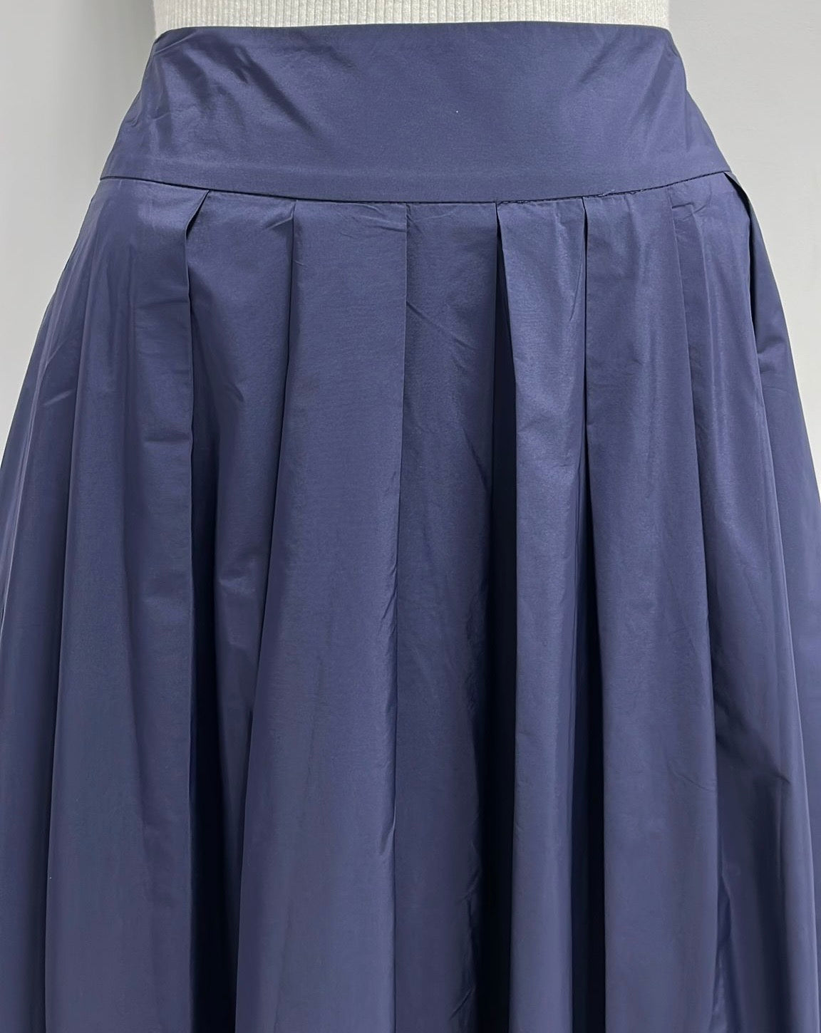 TOUCH FASHION TAFETTA BOX PLEATED SKIRT-MAXI NAVY
