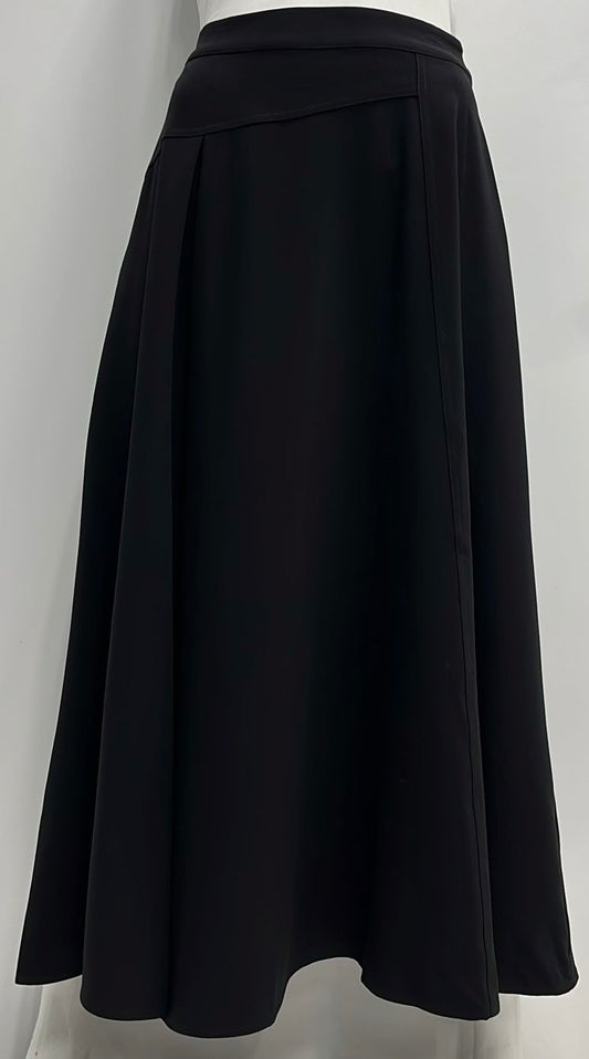 MYSTTE INSERT PLEATS SKIRT W BACK WAIST RUBBER-MIDI BLACK