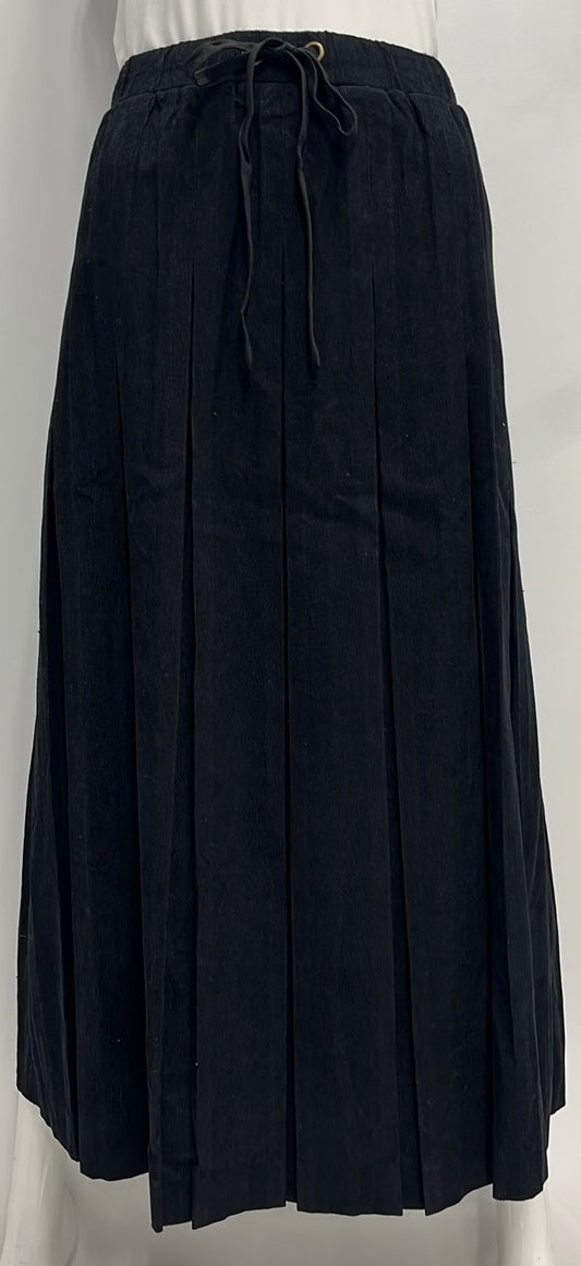 SCIACCA CORDUROY BOX PLEATED SKIRT-MIDI BLACK