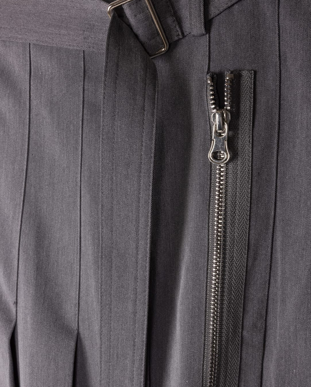 STORY PLEATED WRAP SKIRT-MIDI GREY