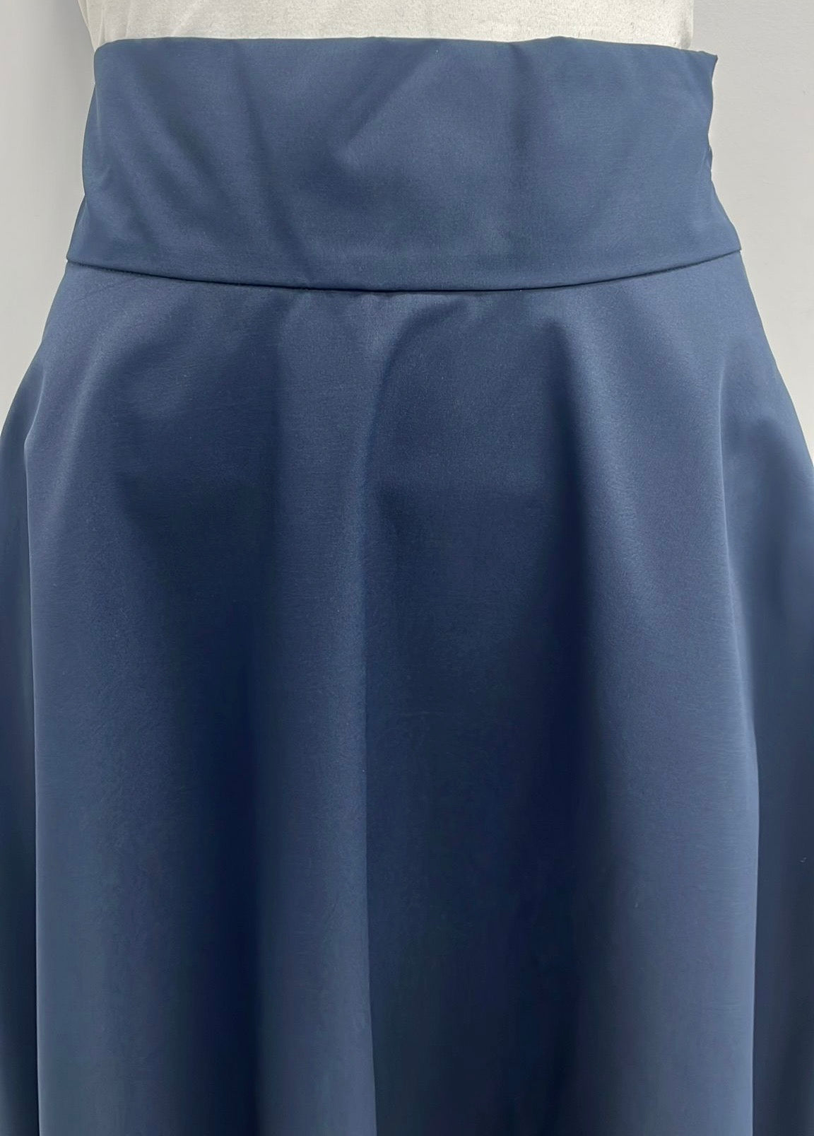 MODIVEA TAFETTA  A-LINE SKIRT-MIDI NAVY