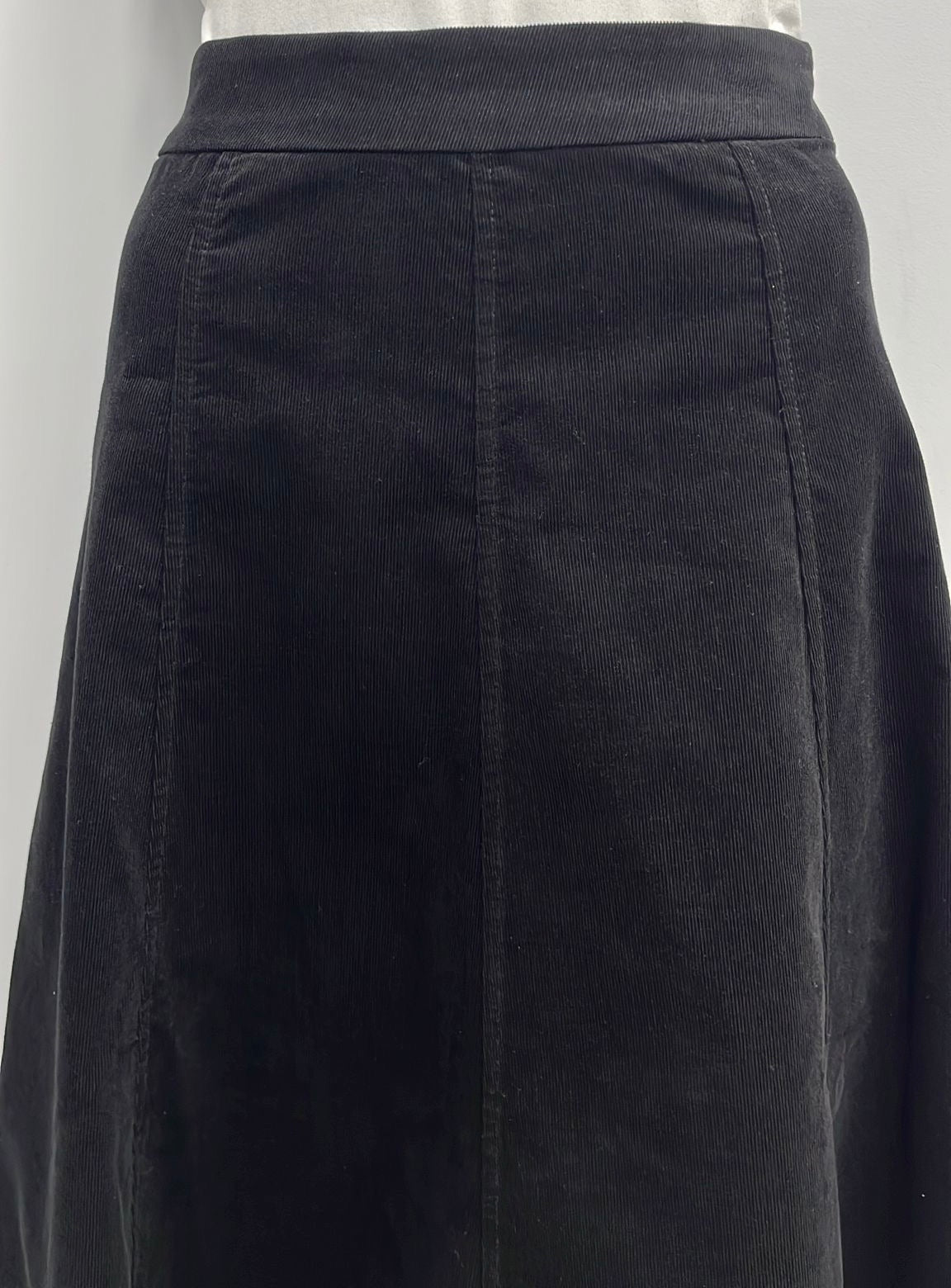 WEAR AND FLAIR PANELED CORDUROY SKIRT-MIDI BLACK