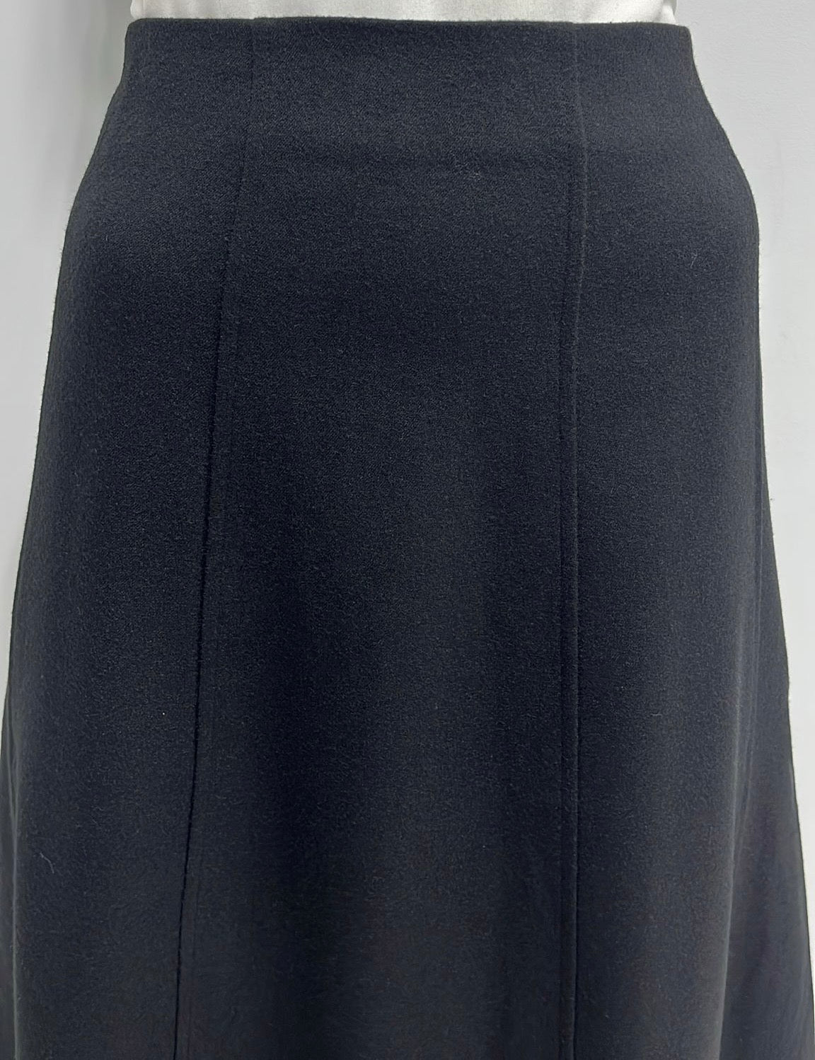 HONEYSEED WOOL PANELED SKIRT-MIDI BLACK
