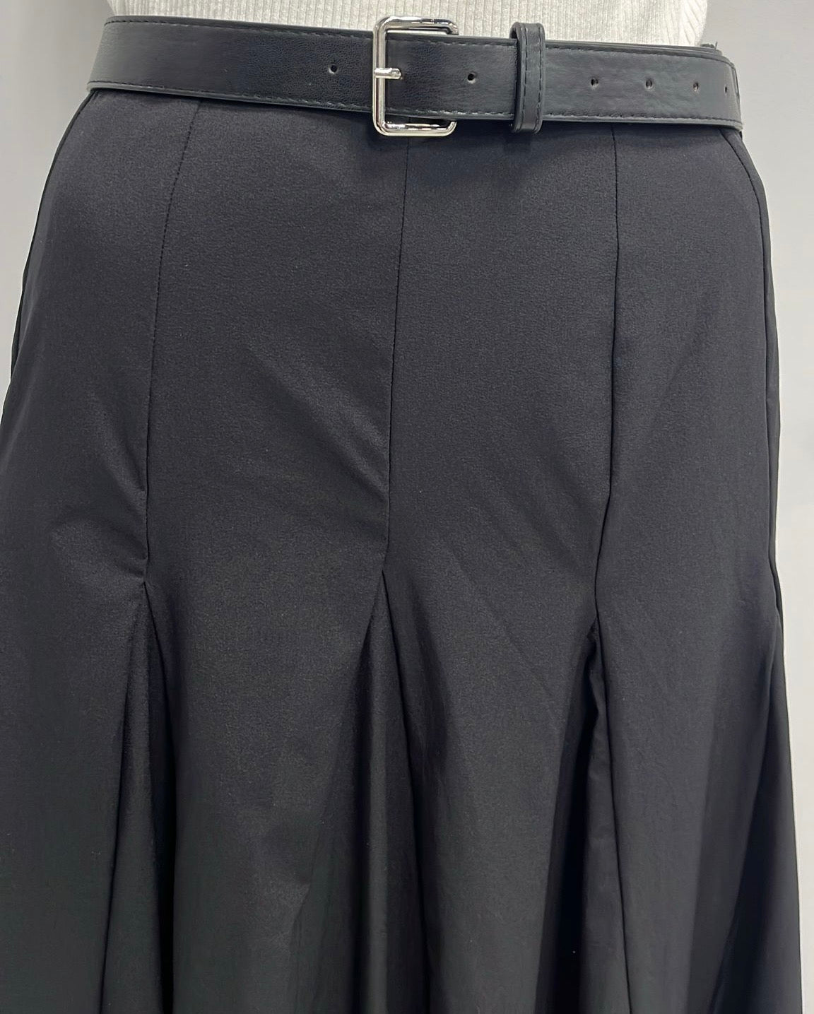 TOUCH FASHION TAFETTA SKIRT W INSERTS &BELT-MAXI BLACK