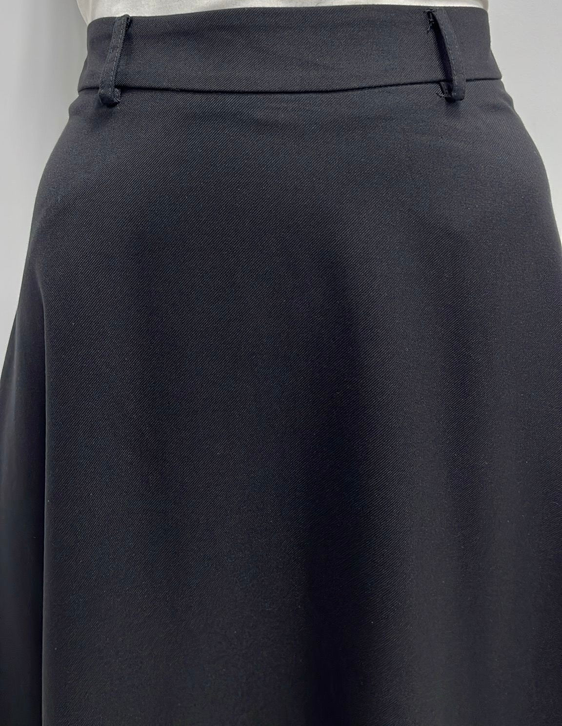 HONEYSEED WOOL FINISHED A-LINE SKIRT-MIDI BLACK