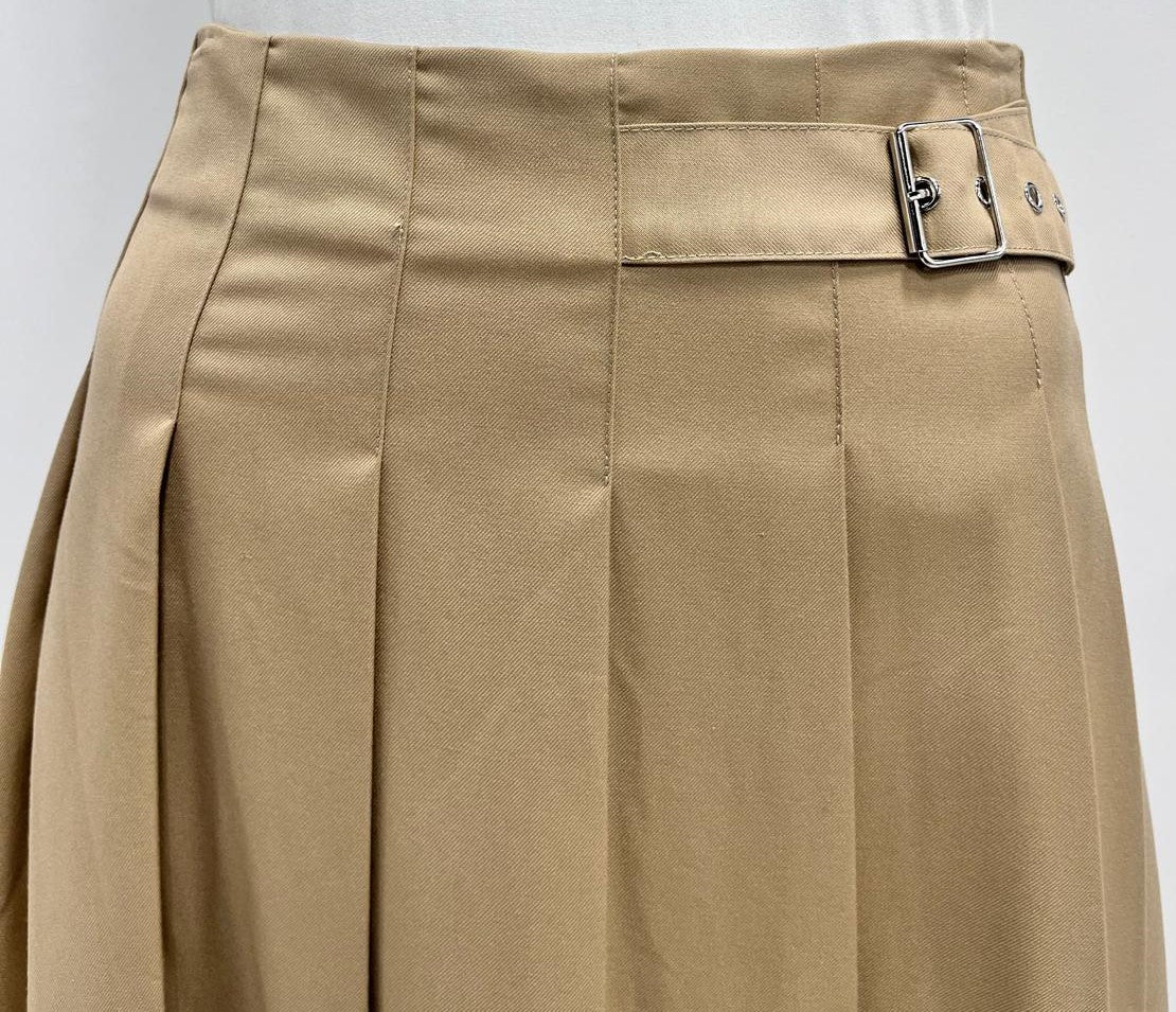 PEODE DESIGN PLEATED SKIRT W SIDE BUCKLE-MIDI BEIGE
